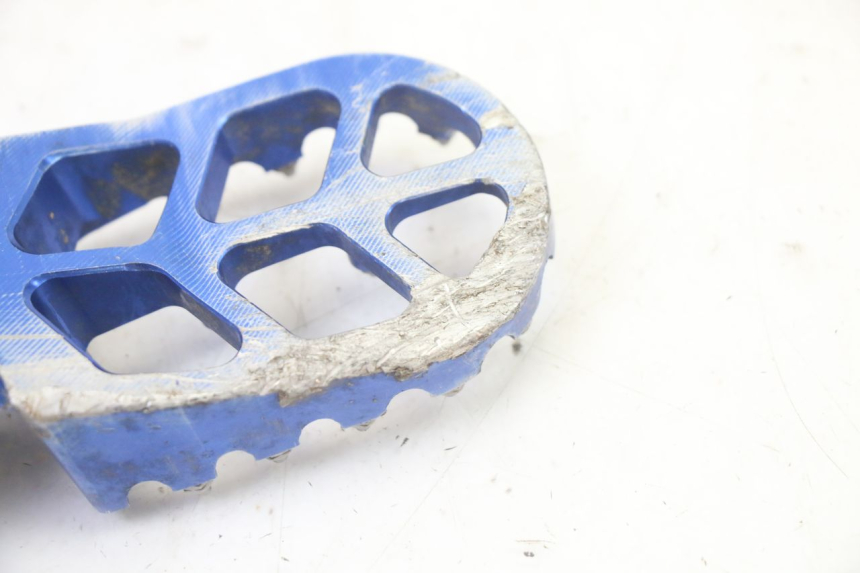 photo de FUSSRASTEN VORN YAMAHA YZ-F YZF 250 (2014 - 2018)