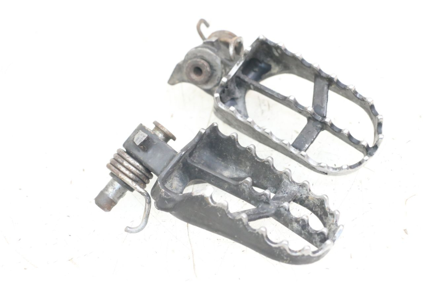 photo de VORDERE FUßRASTENPAAR YAMAHA YZ 85 (2002 - 2018)