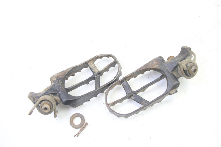 photo de FUSSRASTEN VORN YAMAHA YZ 85 (2022 - 2025)
