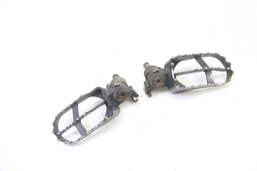 photo de VORDERE FUßRASTENPAAR YAMAHA YZ 85 (2002 - 2018)