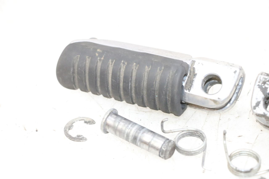 photo de VORDERE FUßRASTE PAAR KAWASAKI ZR 7 750 (1999 - 2004) - Gesamtansicht des Produkts