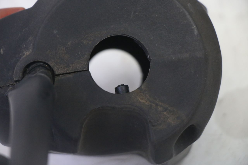 photo de PAAR LENKERENDEN PEUGEOT SATELIS 125 (2006 - 2009)