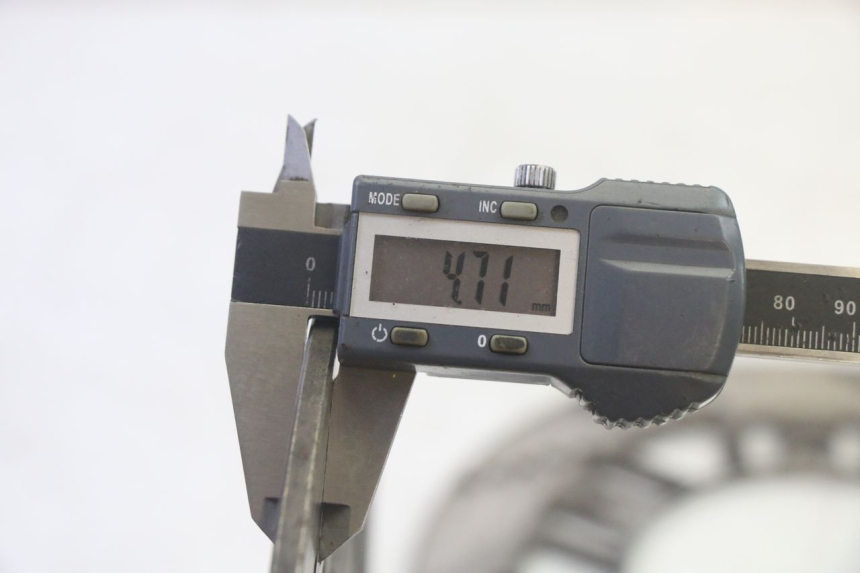 photo de BREMSSCHEIBE VORNE KAWASAKI GPZ RX 1000 (1986 - 1988) - Weitere Ansicht des Artikels