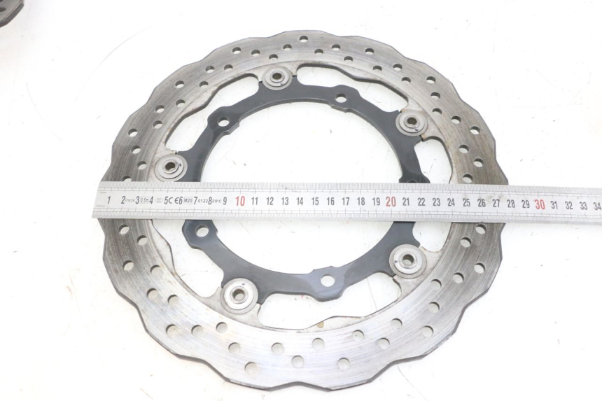 photo de BREMSSCHEIBE VORNE YAMAHA MT-07 MT07 ABS 700 (2018 - 2020) - Technische Nahaufnahme