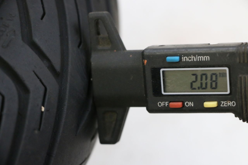 photo de FELGE PAAR PIAGGIO MP3 HPE 300 (2019 - 2026) - Alternative Perspektive