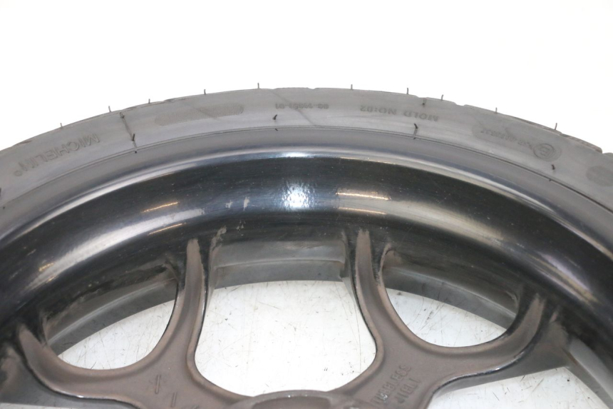 photo de FELGE PAAR PIAGGIO MP3 500 (2016 - 2018) - Technische Nahaufnahme