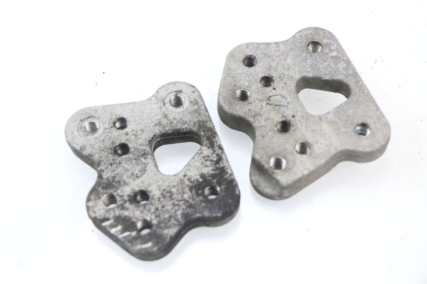 photo de FUSSRASTEN PLATTE VORN SUZUKI GSX-R GSXR 600 (2008 - 2010)