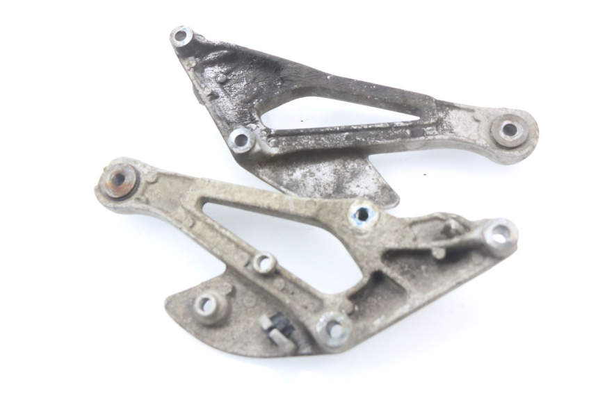 photo de FUSSRASTEN PLATTE VORN YAMAHA XJ600 XJ DIVERSION 600 (1992 - 1997)