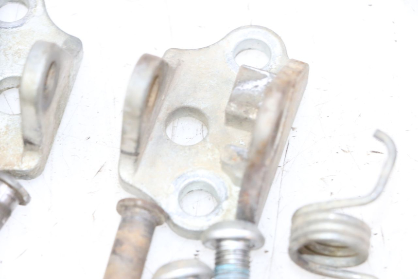 photo de FUSSRASTEN PLATTE VORN YAMAHA YZ-F YZF 250 (2014 - 2018)