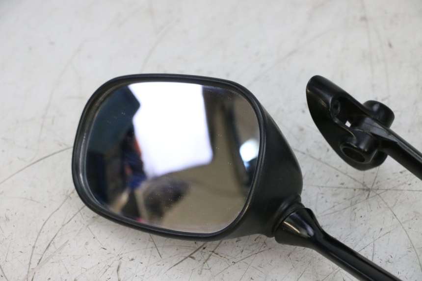 photo de SPIEGEL PAAR SUZUKI GSXR GSX-R 1000 (2003 - 2004) - Charakteristische Merkmale