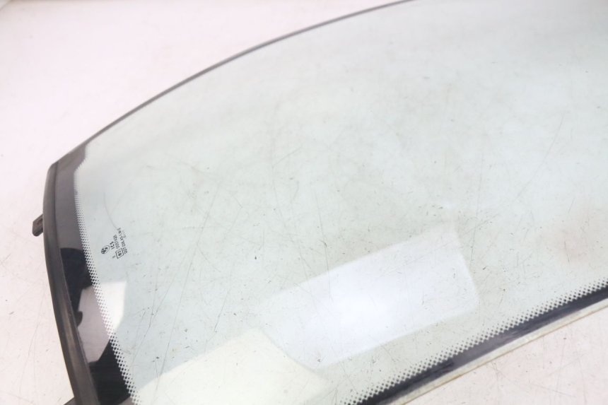 photo de WINDSCHUTZSCHEIBE BMW C1 125 (2000 - 2003)