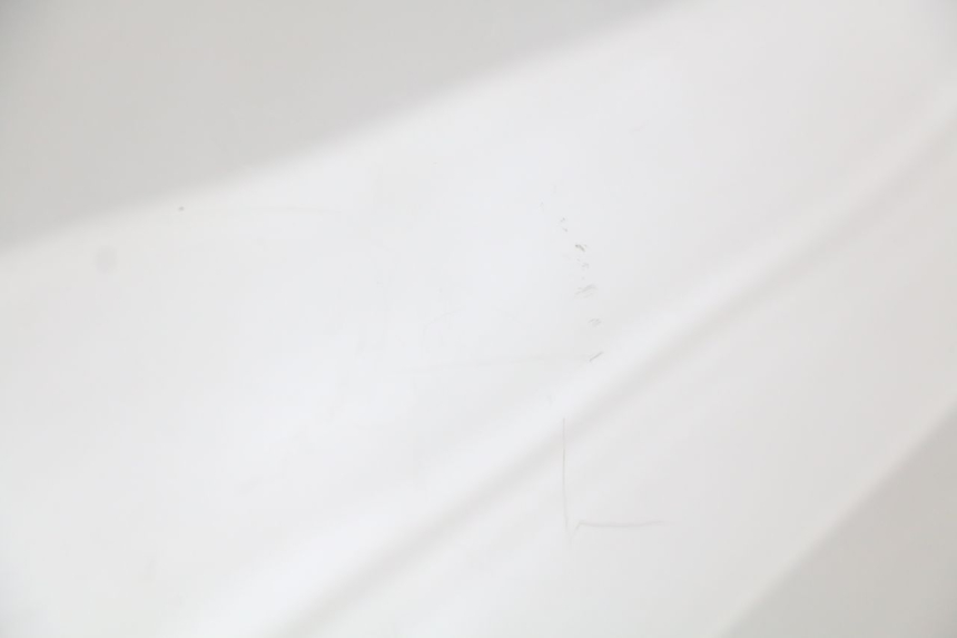 photo de WINDSCHUTZSCHEIBE PEUGEOT CITYSTAR AIR 125 (2014 - 2017) - Detailansicht des Bauteils