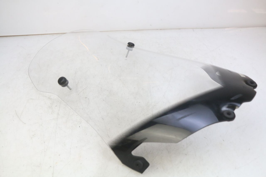 photo de WINDSCHUTZSCHEIBE PEUGEOT CITYSTAR AIR 125 (2014 - 2017) - Weitere Ansicht des Artikels