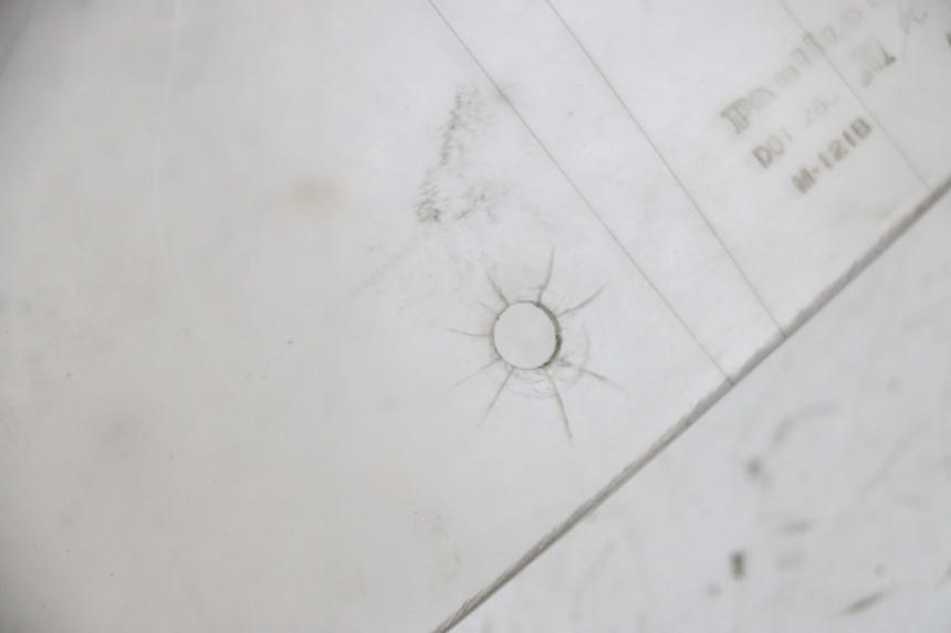 photo de WINDSCHUTZSCHEIBE KAWASAKI GPZ RX 1000 (1986 - 1988) - Zoom auf Komponenten