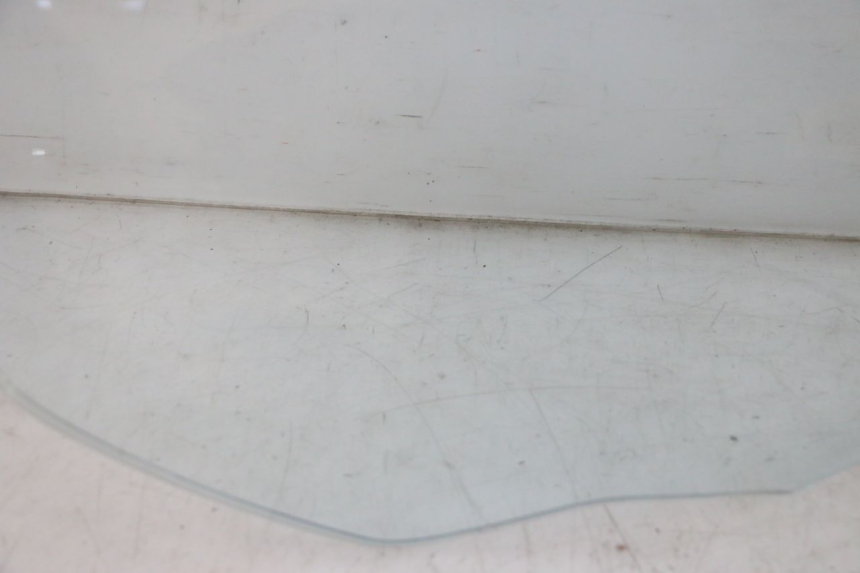 photo de WINDSCHUTZSCHEIBE PIAGGIO MP3 125 (2006 - 2014)