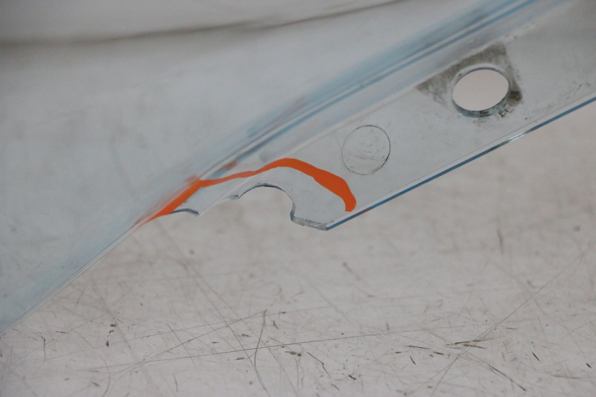 photo de WINDSCHUTZSCHEIBE PIAGGIO MP3 125 (2006 - 2014)