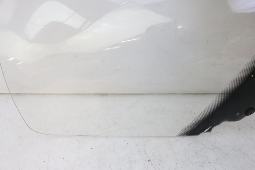 photo de WINDSCHUTZSCHEIBE PEUGEOT SATELIS 125 (2010 - 2012)