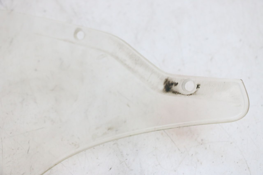 photo de WINDSCHUTZSCHEIBE YAMAHA TZR 50 (2008 - 2016) - Oberflächenzustand und Material