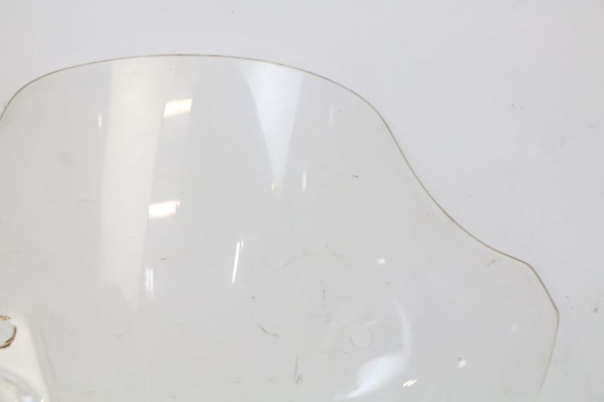 photo de WINDSCHUTZSCHEIBE YAMAHA YP MAJESTY 125 (2007 - 2010)