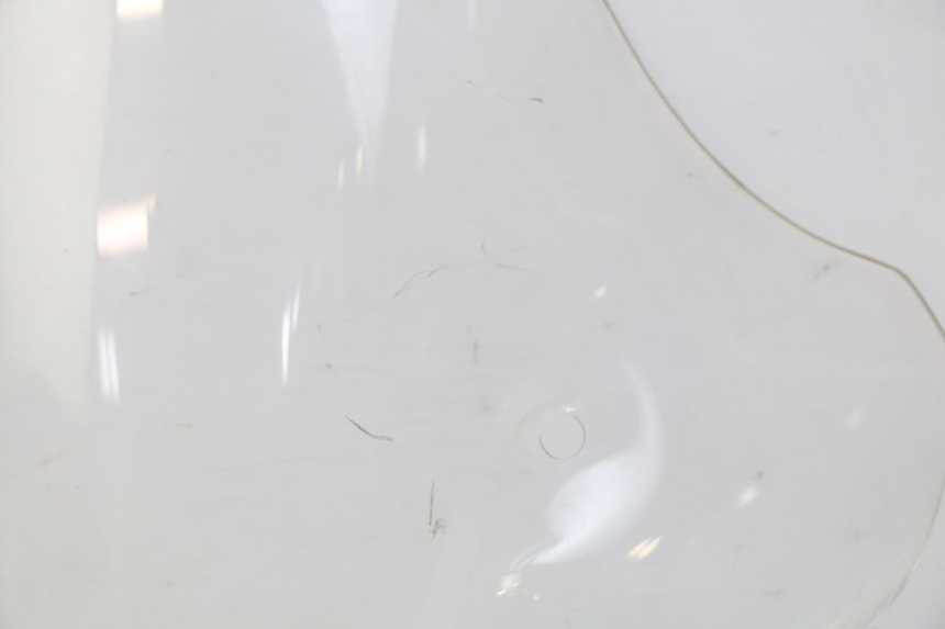photo de WINDSCHUTZSCHEIBE YAMAHA YP MAJESTY 125 (2007 - 2010)