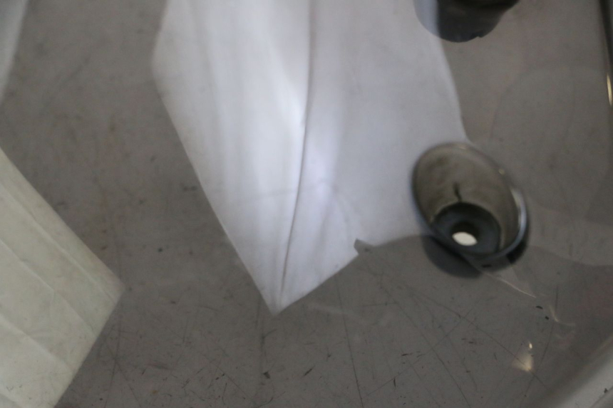 photo de WINDSCHUTZSCHEIBE YAMAHA YP MAJESTY 125 (2007 - 2010)