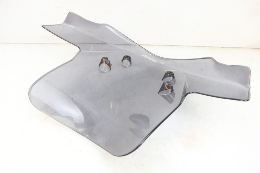 photo de WINDSCHUTZSCHEIBE YAMAHA YP MAJESTY 125 (2002 - 2006) - Oberflächenzustand und Material