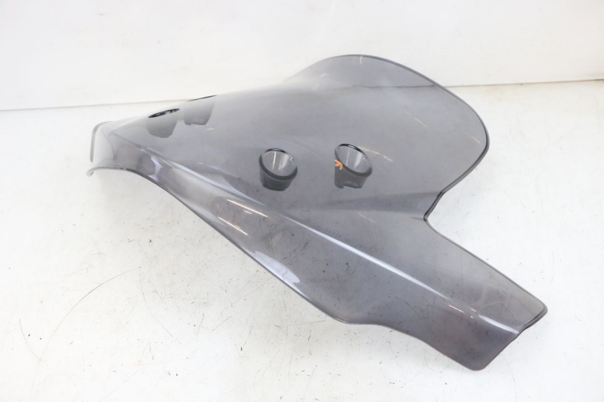 photo de WINDSCHUTZSCHEIBE YAMAHA YP MAJESTY 125 (2002 - 2006) - Kennzeichnungen und Originalreferenzen