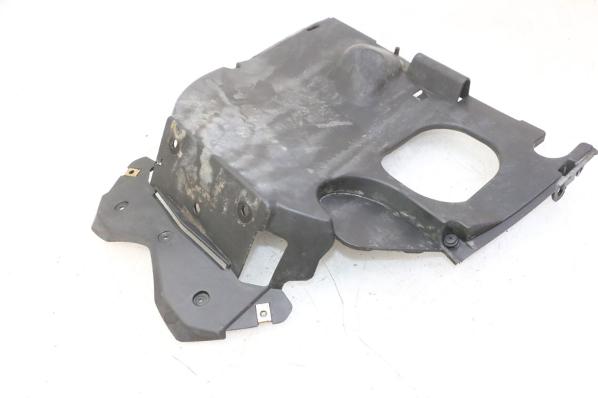 photo de HINTERER RADABDECKUNG KYMCO AGILITY NAKED RENOUVO 2T 50 (2011 - 2018)