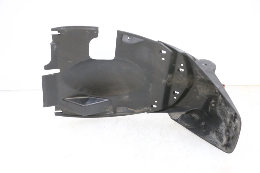 photo de HINTERER RADABDECKUNG PEUGEOT KISBEE 4T 50 (2010 - 2017) - Zoom auf Gebrauchszustand