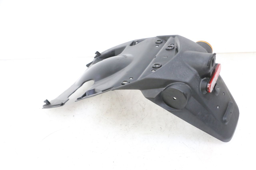 photo de HINTERER RADABDECKUNG PEUGEOT KISBEE 4T 50 (2018 - 2022) - Details der Befestigungspunkte