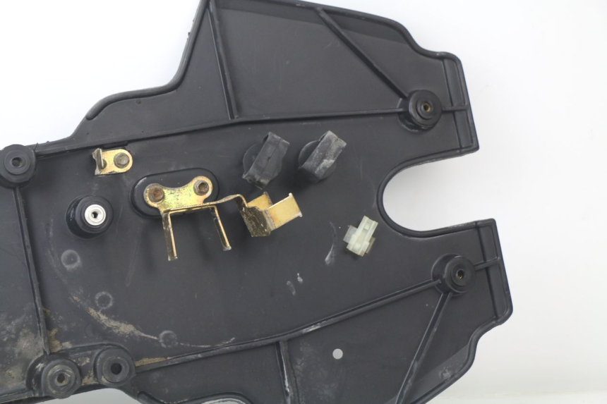photo de RADHAUS HINTEN CAGIVA NAVIGATOR 1000 (2000 - 2005)
