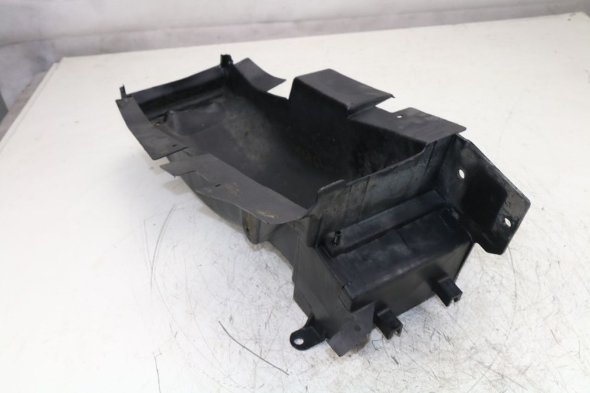 photo de RADHAUS HINTEN HONDA NTV REVERSE 650 (1993 - 1994)