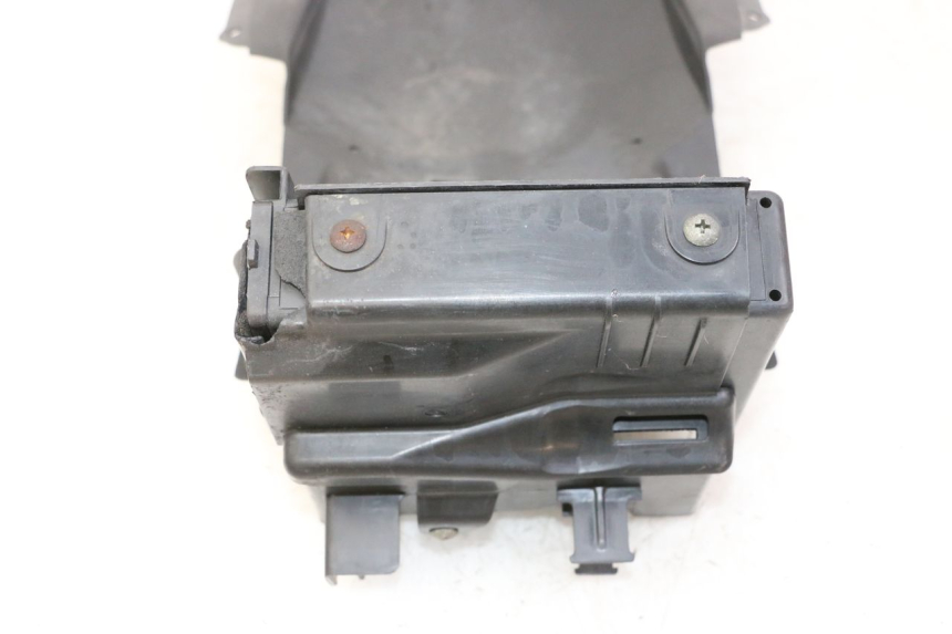 photo de RADHAUS HINTEN SUZUKI SV S 650 (2003 - 2009)