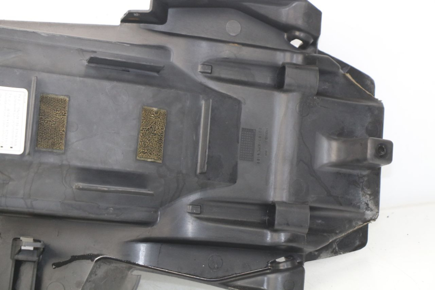 photo de RADHAUS HINTEN HONDA XLV VARADERO 125 (2000 - 2006)