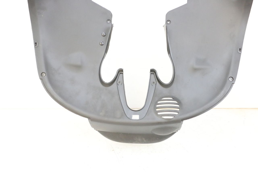 photo de RADHAUS VORNE PIAGGIO MP3 HPE 350 (2018 - 2020) - Details der Befestigungspunkte