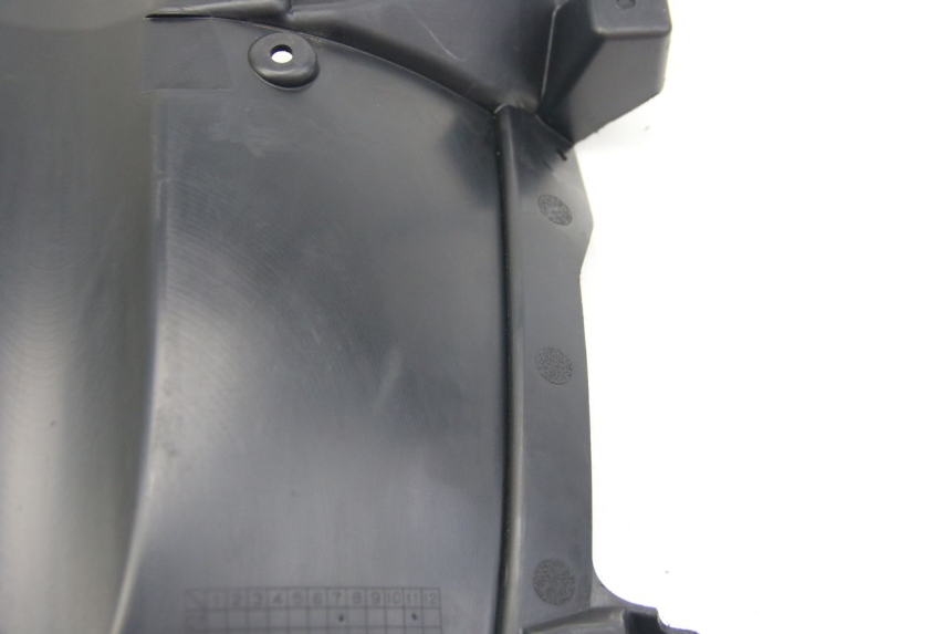 photo de VORDERRADABDECKUNG SUZUKI SIXTEEN 125 (2008 - 2010)