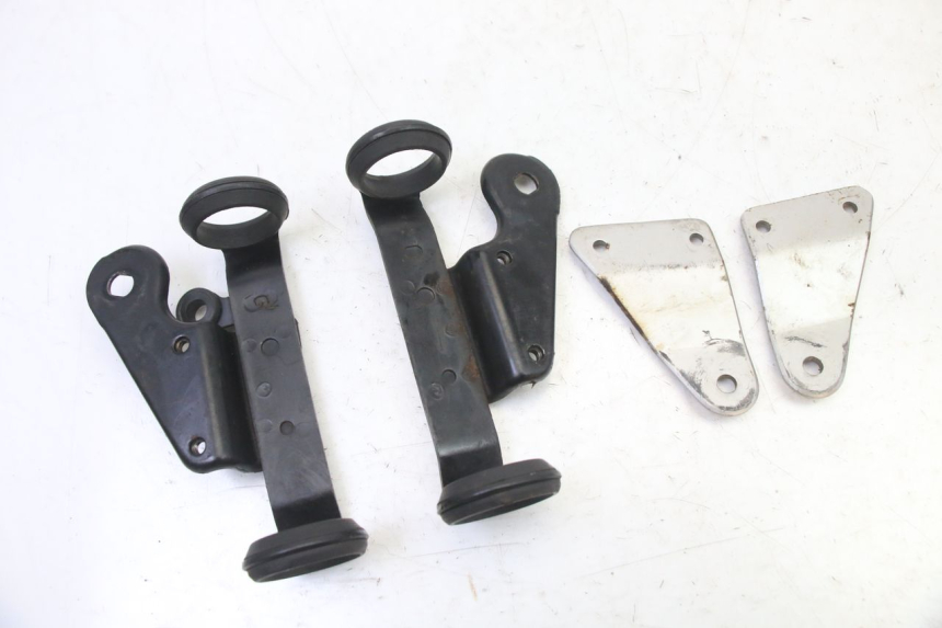 photo de SCHEINWERFER HALTER SUZUKI GS GSE 500 (2001 - 2003)