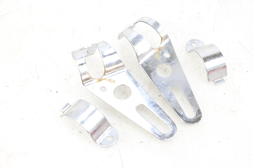 photo de SCHEINWERFER HALTER SUZUKI GSF N BANDIT 600 (1996 - 1999) - Detailansicht des Bauteils