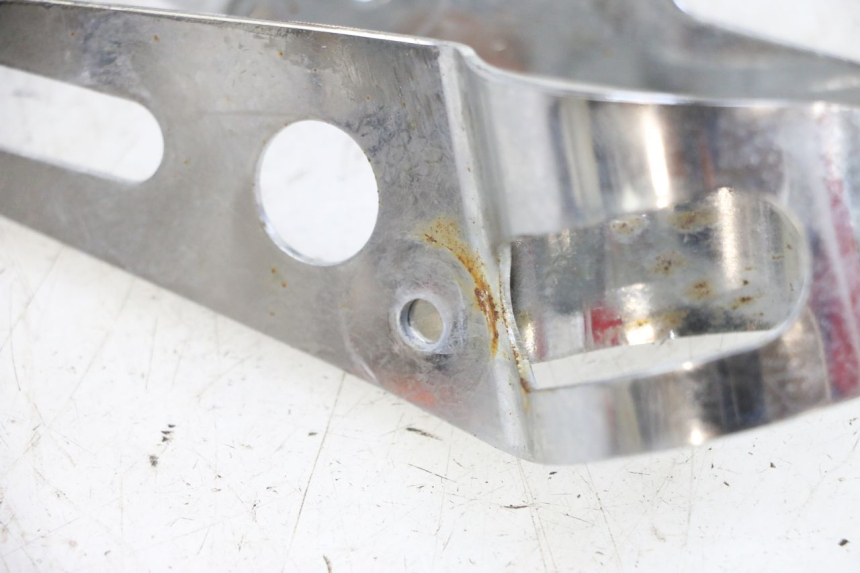 photo de SCHEINWERFER HALTER SUZUKI GSF N BANDIT 600 (1996 - 1999) - Oberflächenzustand und Material