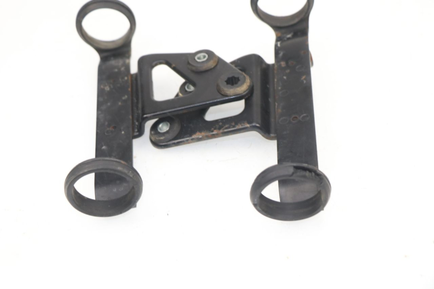photo de SCHEINWERFER HALTER SUZUKI DR DJEBEL 600 (1985 - 1990)