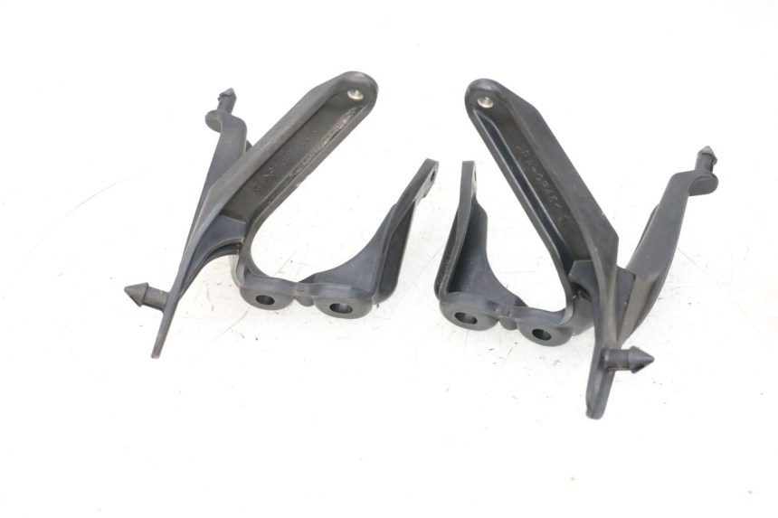 photo de SCHEINWERFER HALTER YAMAHA YFM R RAPTOR 250 (2008 - 2014) - Alternative Perspektive