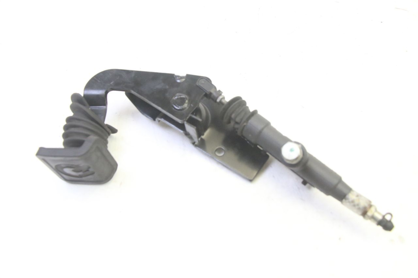 photo de BREMSPEDAL QUADRO 4 4D 350 (2015 - 2018)