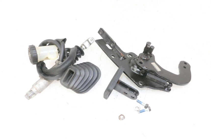 photo de BREMSPEDAL PIAGGIO IE MP3 YOURBAN 300 (2011 - 2016)