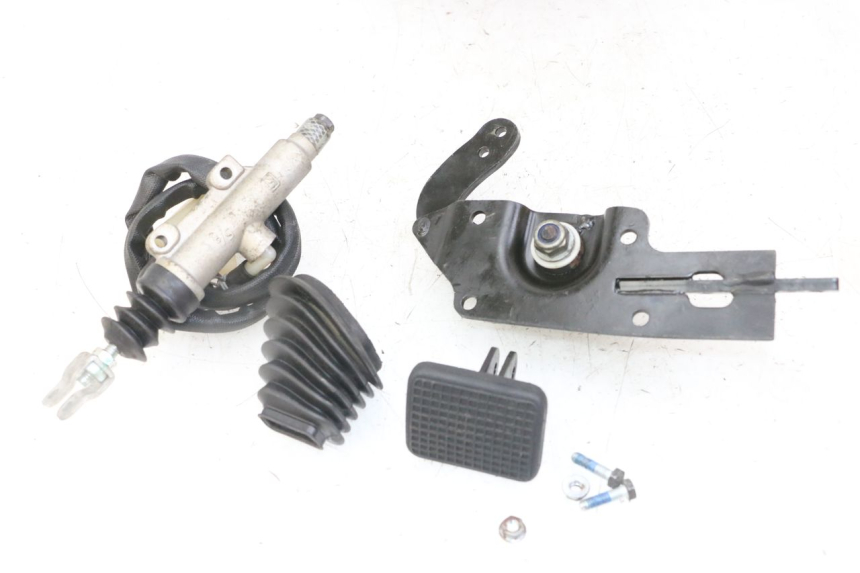 photo de BREMSPEDAL PIAGGIO IE MP3 YOURBAN 300 (2011 - 2016)