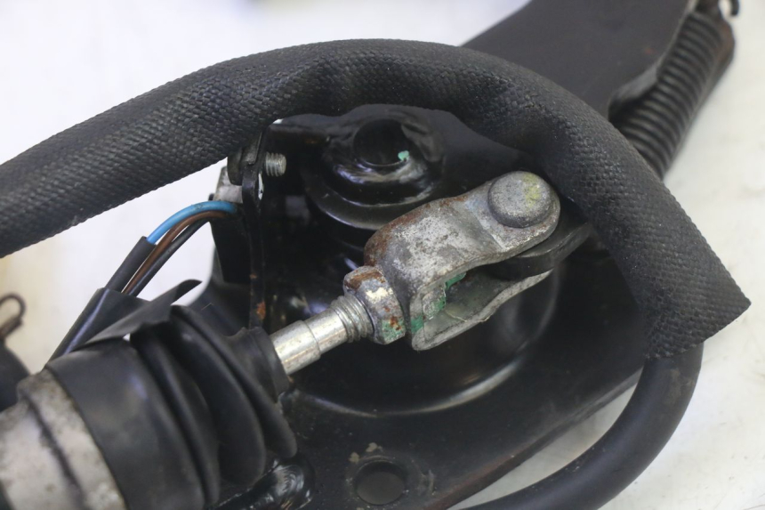 photo de BREMSPEDAL PIAGGIO MP3 RL 250 (2007 - 2010) - Gesamtansicht des Produkts