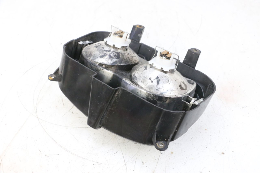 photo de VORDERSCHEINWERFER MBK BOOSTER SPIRIT NAKED 50 (2004 - 2017) - Zoom auf Gebrauchszustand