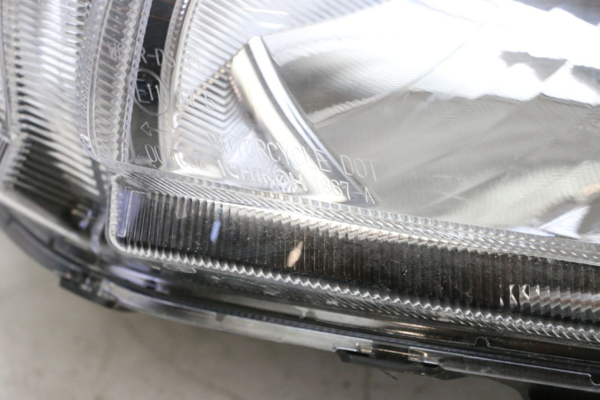 photo de SCHEINWERFER SUZUKI BURGMAN 650 (2013 - 2020)