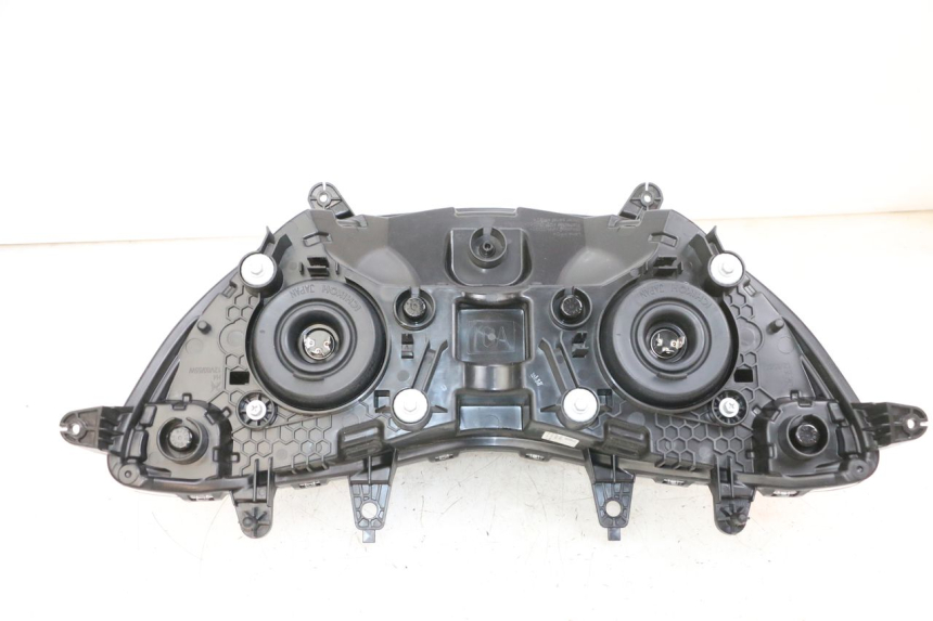 photo de SCHEINWERFER SUZUKI BURGMAN 650 (2013 - 2020)