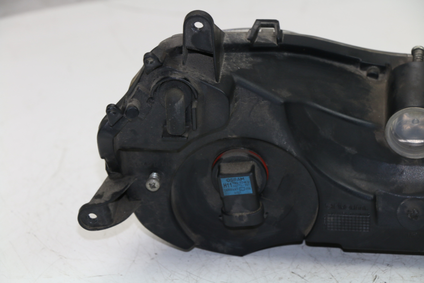 photo de SCHEINWERFER PIAGGIO CARNABY 125 (2007 - 2011)