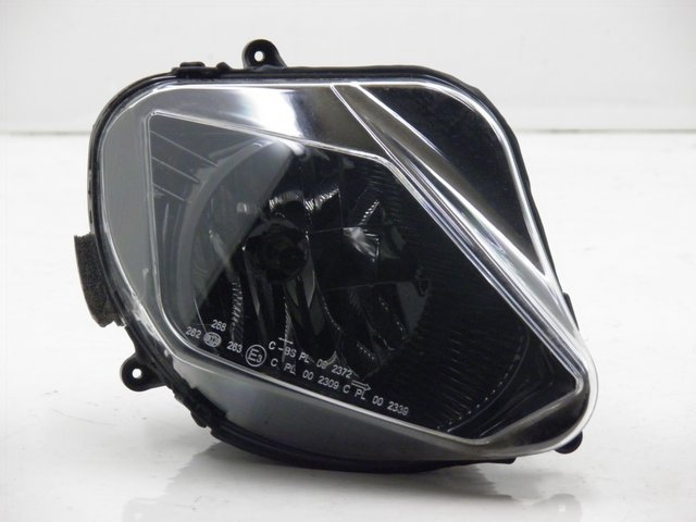 photo de SCHEINWERFER DERBI GP MAX 250 (2006 - 2008)